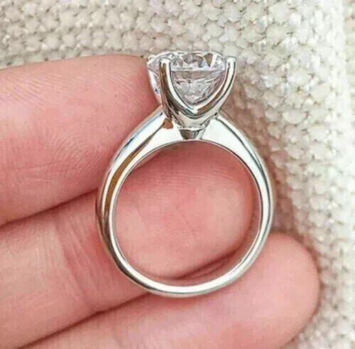 14Kt White Gold 1.50 Ct Round Cut IGI Certified Lab Grown Diamond Solitaire Ring - Picture 5 of 23