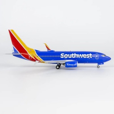 NG Model Boeing 737-700 Southwest ''heart'' N922WN 1:200 Modellflugzeug