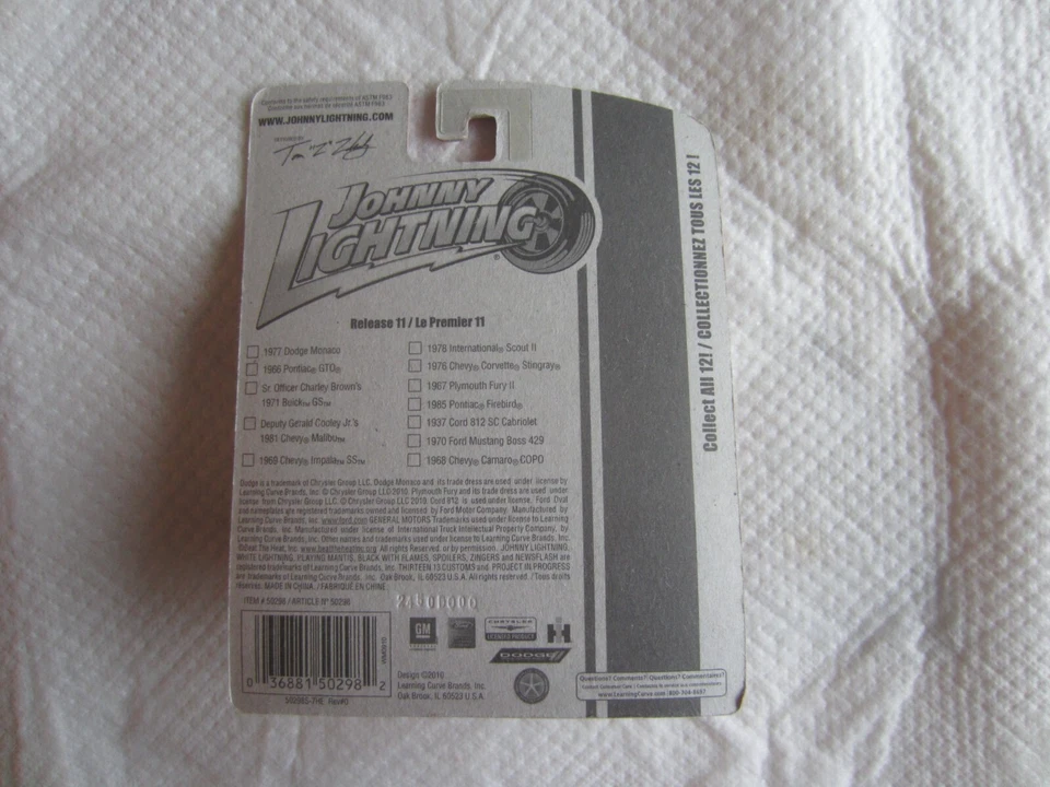 Johnny Lightning 1937 Cord 812 SC Cabriolet 2010 nuevo en paquete Foto 3 de 3