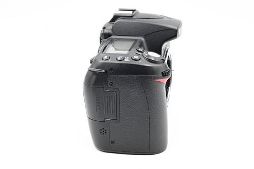 Nikon D90 12.3MP Digital SLR Camera Body #855 - Picture 5 of 8
