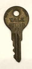 The Yale & Towne MFG. Co. 2108 F8 Key Brass Made in USA Antique / Vintage