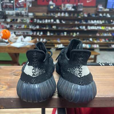 Yeezy 350 v2 'Oreo' Size 9.5 | eBay