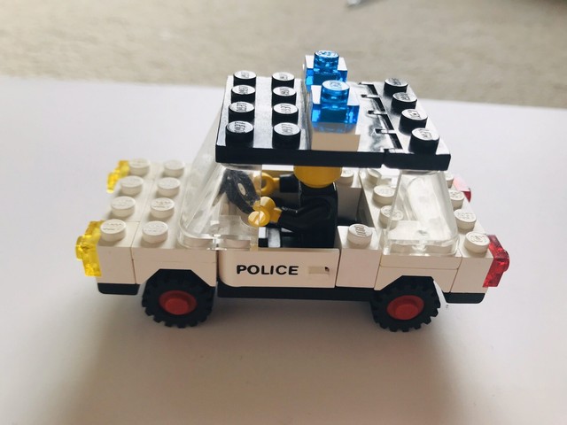 lego vintage police car