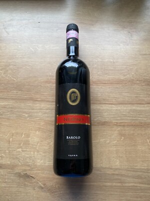 Biete eine Flasche 2006 BAROLO Cantine Neirano D.O.C.G 13,5%, 750ml.