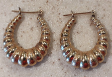 VINTAGE 14K YELLOW GOLD PUFFED TEXTURED RIBBED OVAL HOOP EARRINGS