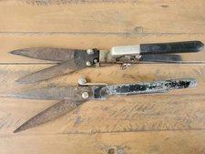 Lot Of 2 Vintage 6" Hand Held Grass Shears Trimmer Clipper Craftsman And Unknown