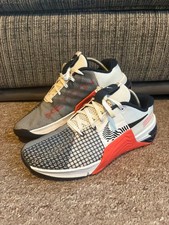 Nike Metcon 8 White/Obsidian-Bright Crimson Size 7.5