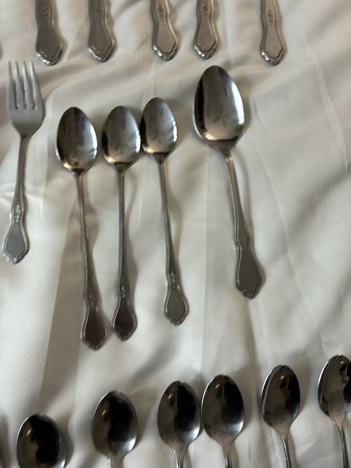 Oneida Morning Blossom Stainless Forks Knives Spoons Teaspoons Serving Lot Of 51