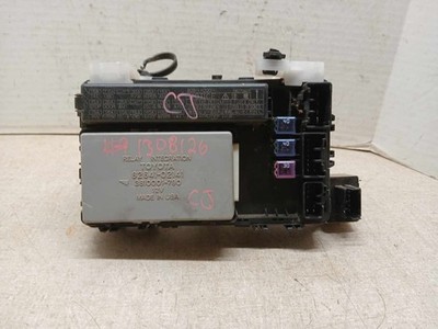 08 TOYOTA COROLLA Cabin Fuse Box W/ Relay Integration AT FWD 1.4L 82641-02141