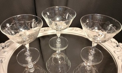 3 Vintage Fine Line Etched Champagne Coupes Dessert Glasses Cups Set