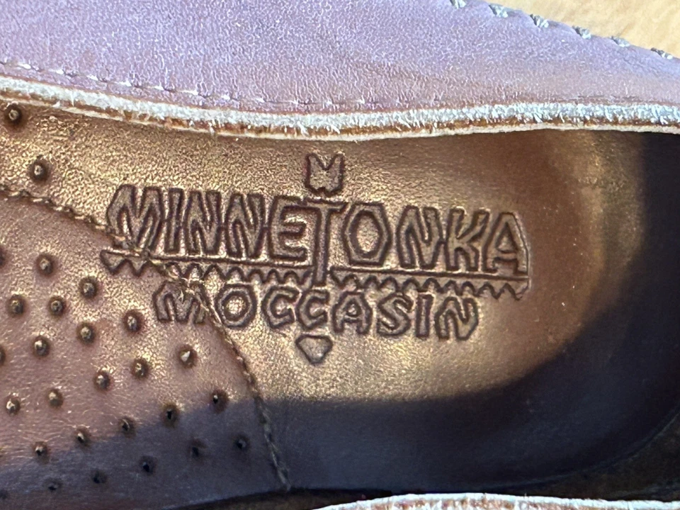 Minnetonka Southwest Aztec Beaded Leather Loafers RARE Size 9 Stitched Made USA - Image 3 of 4