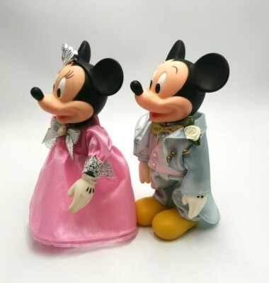 Disney Vintage Classic Mickey Minnie Mouse Wedding Dress Disney Vintage Classic Mickey Minnie Mouse Wedding Dress