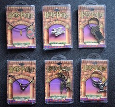 HARRY POTTER COLLECTABLE KEYRING JEWELLERY NIMBUS 2000 BADGE MIRROR OWL PENDANT