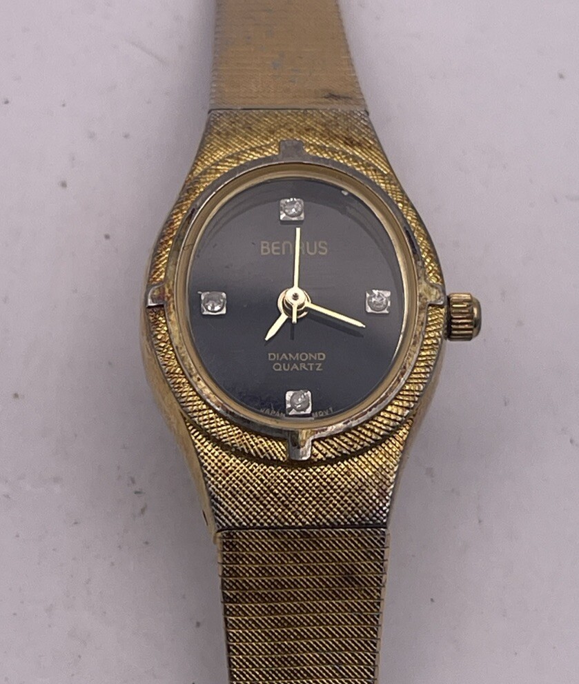 Lot of 4 Vintage Watches Benrus Diamond Quartz Timex Indiglo For Parts Repair 16 Vtg Watches For Parts or Repairs*BENRUS*TIMEX*LUCERNE  main image 4