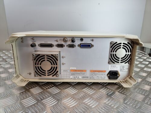 1901 Advantest R3132 Analizzatore di spettro 9KHz - 3GHz con errore - Foto 7 di 9