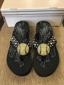 softball flip flops