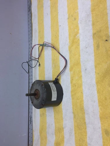 Emerson K55HXJPM-9251 CONDENSER MOTOR X70370299010 1/6HP 230V 825RPM free ship