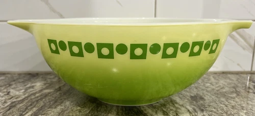 Vintage Pyrex 444 Cinderella Mixing Bowl Green Dots and Squares Promotional 🇺🇸
