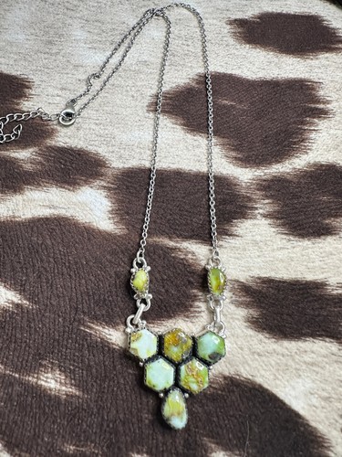 Beautiful Handmade Sterling Silver & Palomino Turquoise Cluster Necklace - Picture 1 of 6