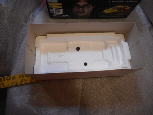 NASCAR - LIONEL - DAVID GILLILAND # 30 LOVE'S car 1 of 1591 in box - Picture 13 of 13