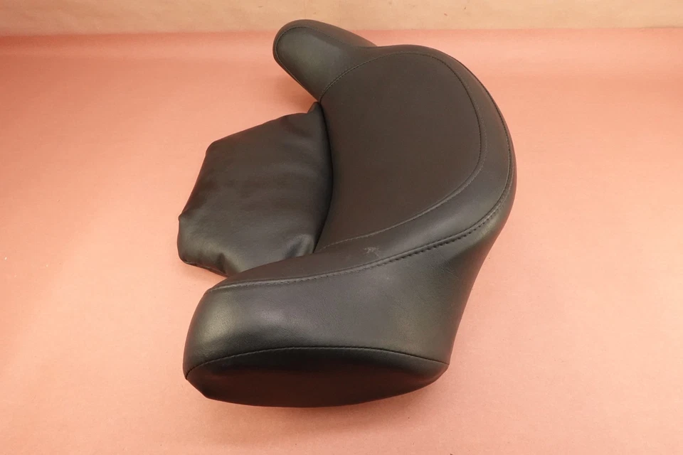 2000-2006 Harley Davidson FLTRI Road Glide REAR PASSENGER BACKREST - Image 3 of 4