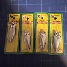 4 Pack Creme’s Lipless Crankbaits Silver Chrome With Black & Blue Backs, NOS.