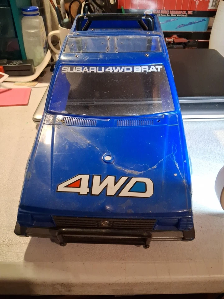 Carrocería Tamiya Versión AZUL Subaru Brat escala 1/10 Foto 2 de 4