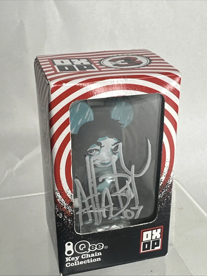 ARTIC SCHMEE BEAR Firmado por el Artista ATTABOY OXOP OX-OP SERIE 3 TOY2R QEE 2007 Foto 3 de 4