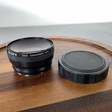 Sony 52mm VCL-R0752 0.7X Wide Conversion Lens w Lens Cap