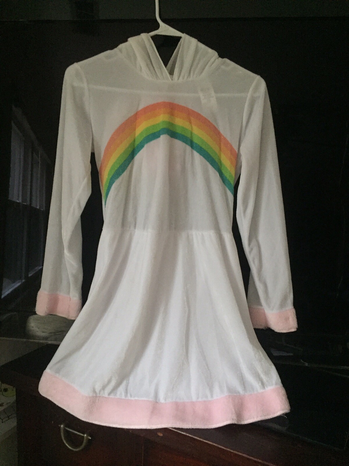 Picture 1 of 12