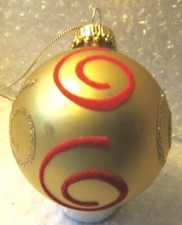 VINTAGE CHRISTMAS TREE ORNAMENT GOLD GLITTER RED VELVET SWIRLS ROUND