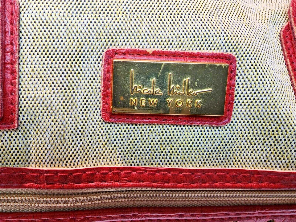 Bolso de Mano Colección Nicole Miller Taylor Beige Rojo Lona Cuero Foto 3 de 4
