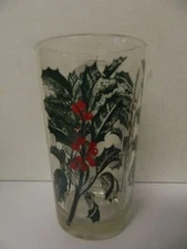 Boscul  Peanut Butter Glass  Holly & Berries 5 " 