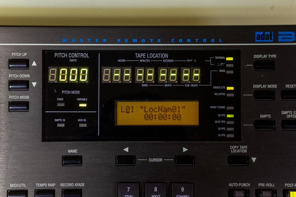 Alesis ADAT Big Remote Control (BRC) - Getestet & voll funktionstüchtig - Top! - Bild 2 von 4