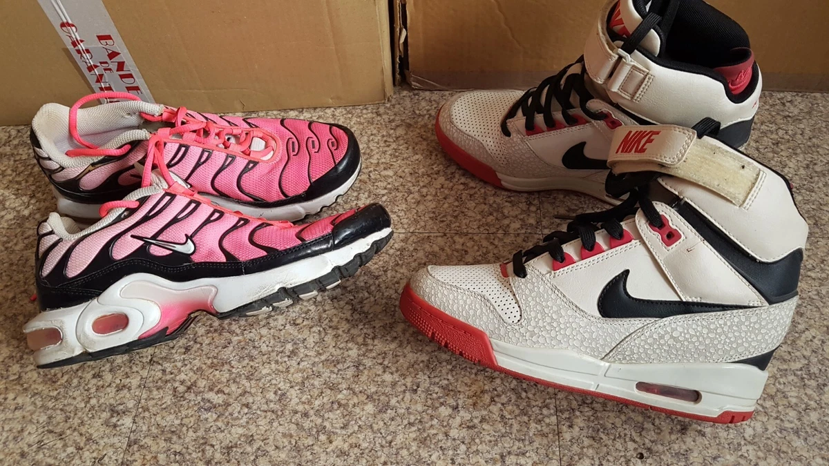 Lots 2 paire Nike Air Tn femme taille 38 et 38.5