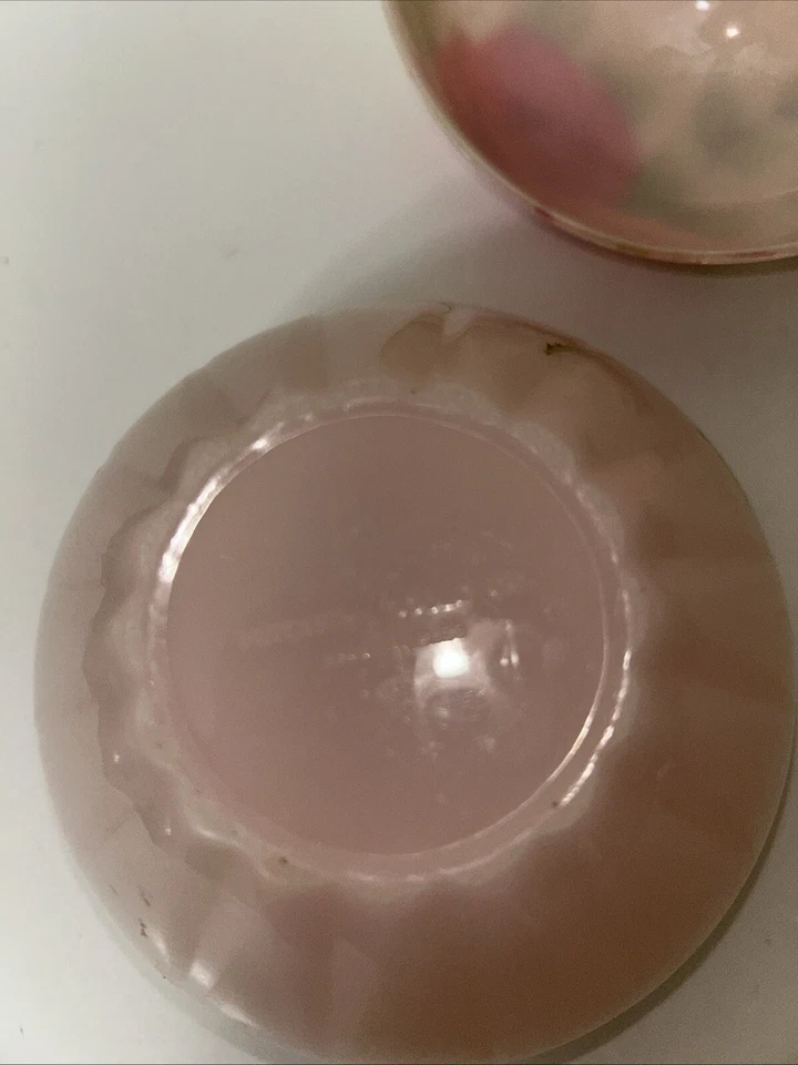 "Caja de polvo cubierta Mitchell Gould de colección MCM plástico rosa floral victoriano MCM 6x6""" Foto 4 de 4