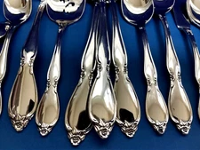 Oneida Community CHATELAINE Stainless Betty Crocker Glossy Flatware CHOICE