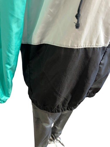 Bobbie Brooks Women's Jacket Windbreaker LOVE Colorblock Zip Size M - Picture 11 of 14
