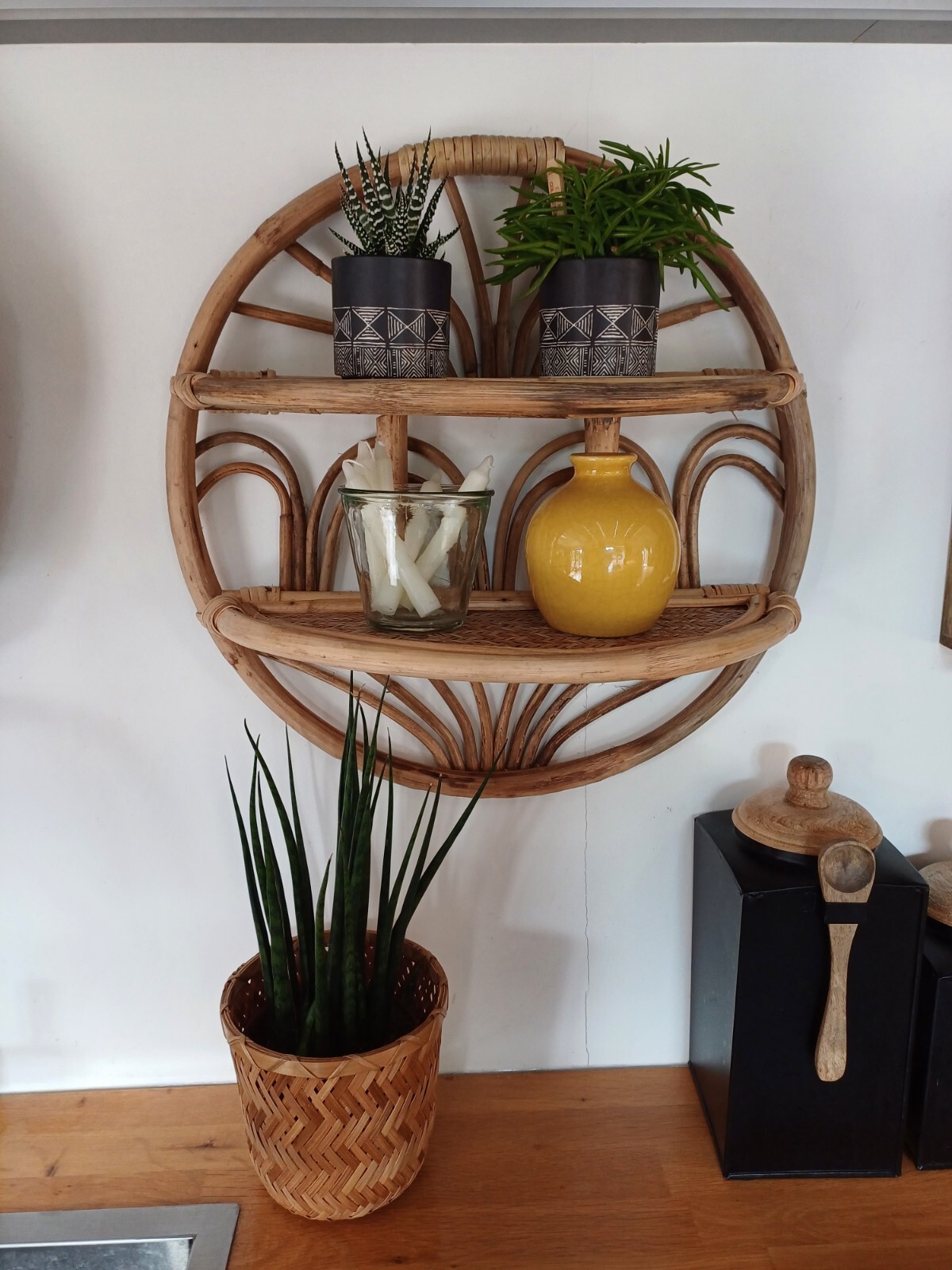 PRETTY ROUND BAMBOO WALL SHELF eBay