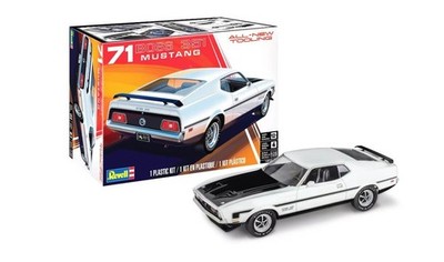 Revell 1:25 1971 Boss Mustang 351 Plastic Model Kit 14512