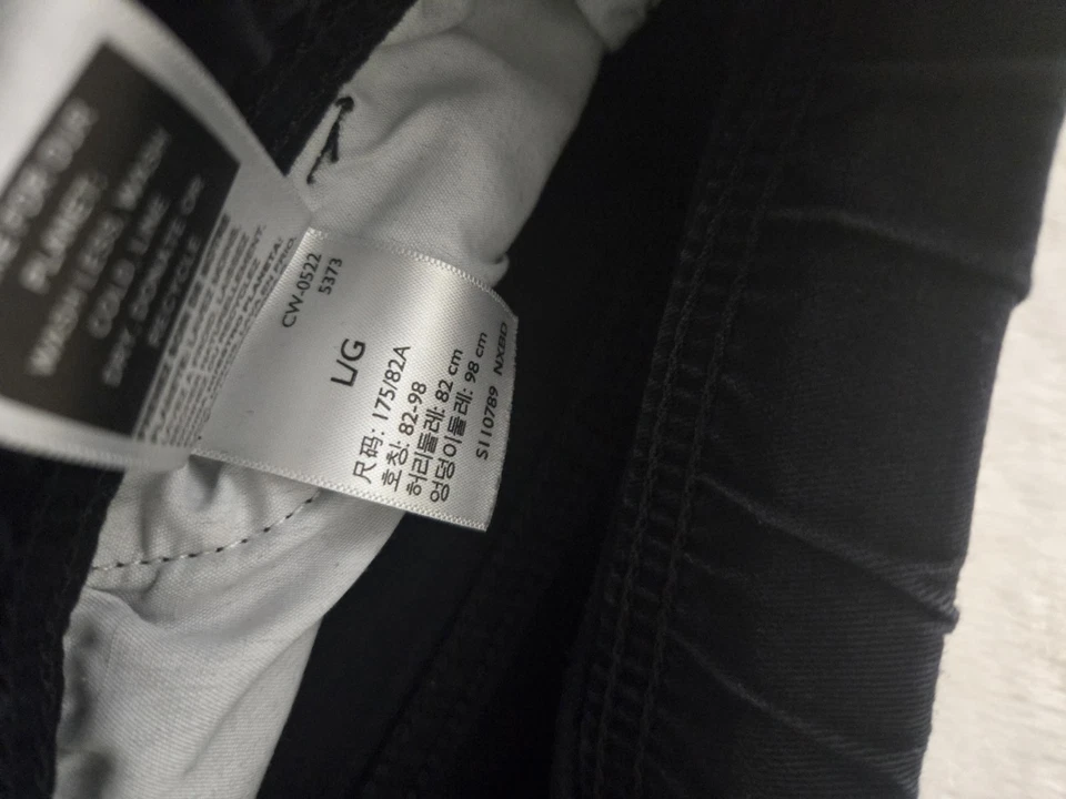 Calça chino Levi's Denizen afunilada pull-on jogger - Masculina grande - Preta - Imagem 3 de 4