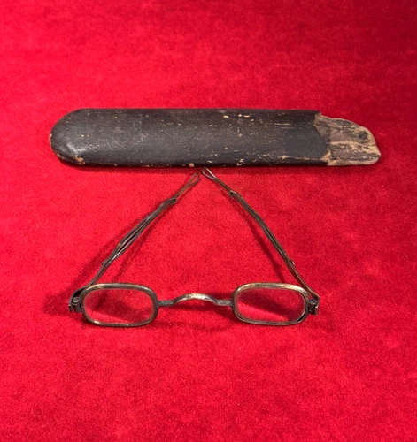 ORIG CIVIL WAR ERA ADJUSTABLE SPECTACLES / READING GLASSES & CASE
