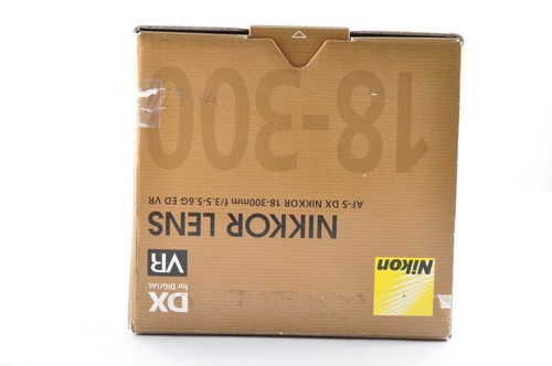 NIKON AF-S DX NIKKOR 18-300mm F/3.5-6.3 G ED VR Lens JAPAN [Near MINT] #0524 - Picture 18 of 20