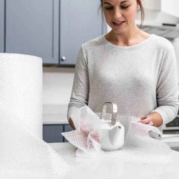 Duck 12 in. W X 175ft. L Bubble Wrap - Image 3 of 3