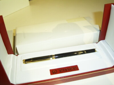 ELYSEE rare Dragon fountain pen + book