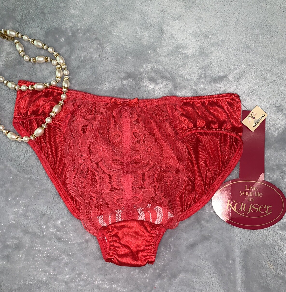 Vtg Shiny sexy Kayser 7 L Panties Nylon Lace Classic Bikini NOS Red