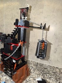 LEGO Knights' Kingdom II: Scorpion Prison Cave (8876) 100% Complete w/ Ins