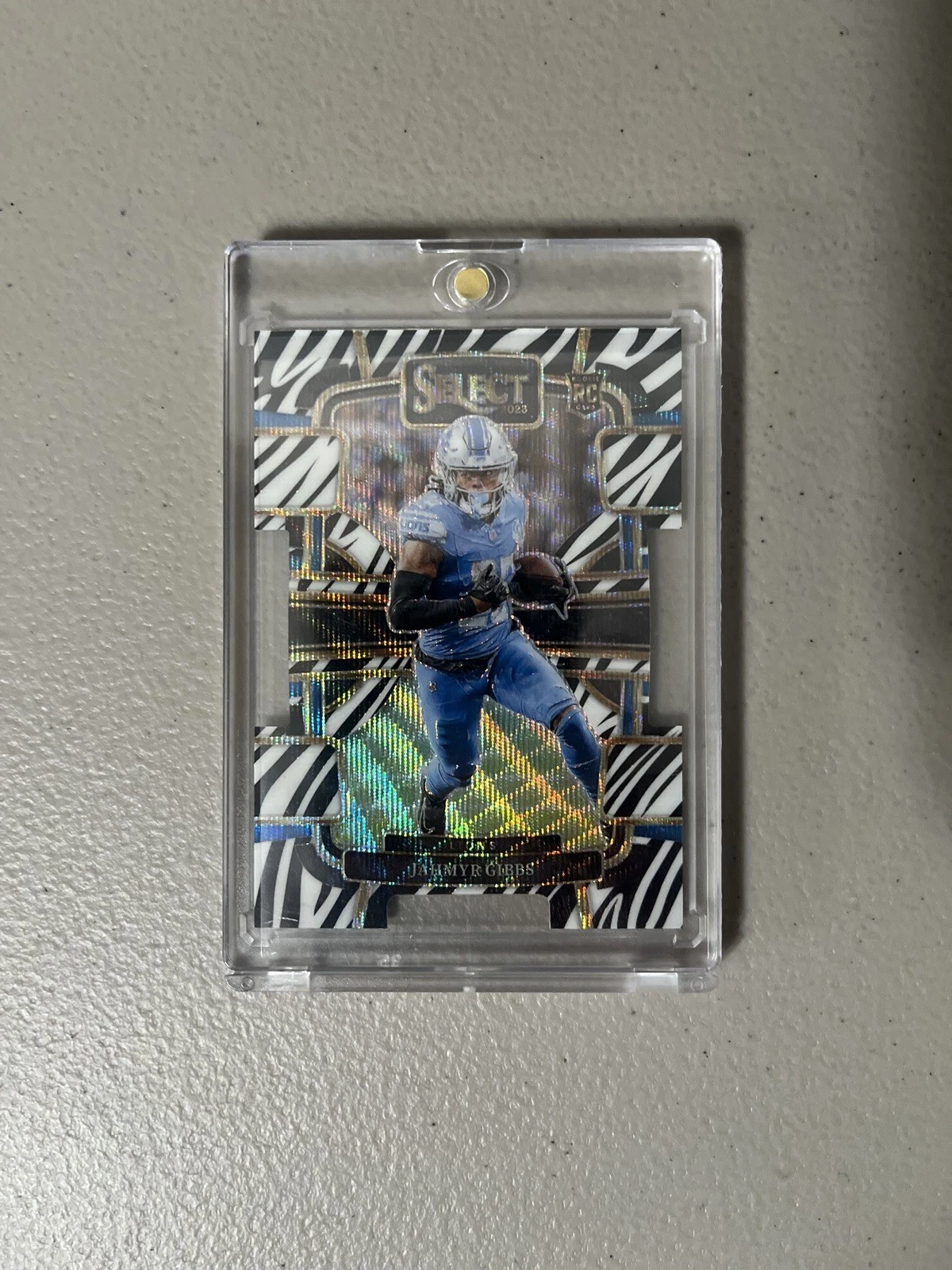 2023 Select🔥Jahmyr Gibbs Zebra Prizm Die-Cut (RC) #34 Lions Sharp Mint!!