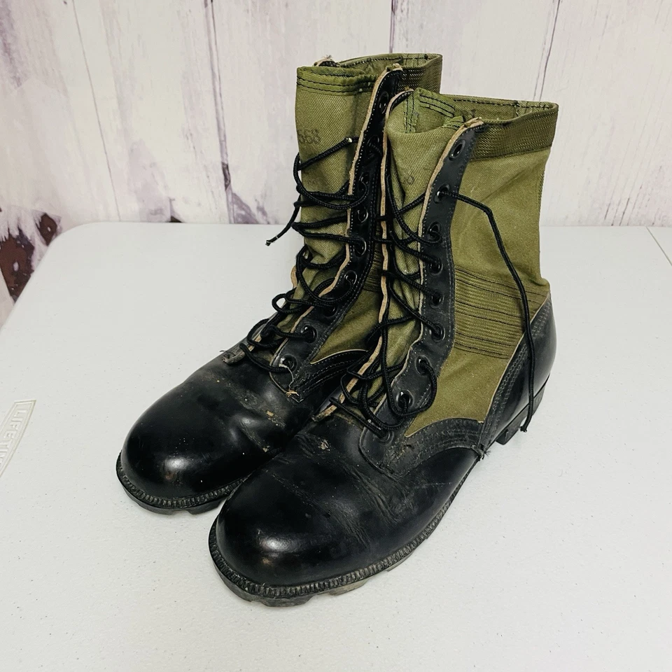 Vintage 1960s Green Black Bata Combat Boots 8N Vietnam Era - Image 2 of 4