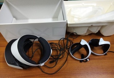VR2 VR Viewer Schwarz-Weiß (9454298) für Sony PlayStation 5 + 2 Controller PS5